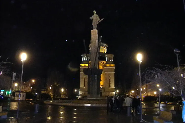 Noua Dreapta Cluj cere schimbarea statuii lui Avram Iancu! E urata VIDEO