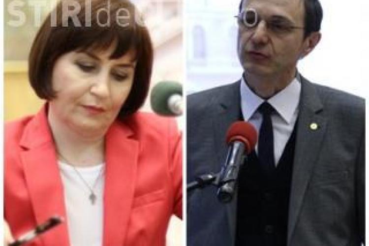 Dezbatere cu Cristina Ciumas si Ion Aurel Pop, candidatii la functia de rector a UBB