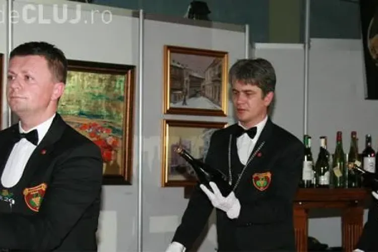 300 de sortimente de vinuri expuse in cadrul primului Festival de Vin, Arta si Gastronomie din Transilvania 