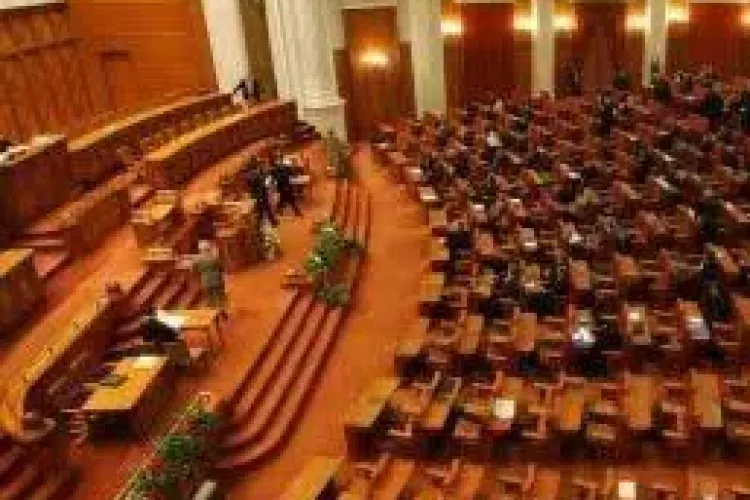 PDL a ajuns la 20% in sondaje, iar Partidul Poporului 16%! Cum sta USL -ul