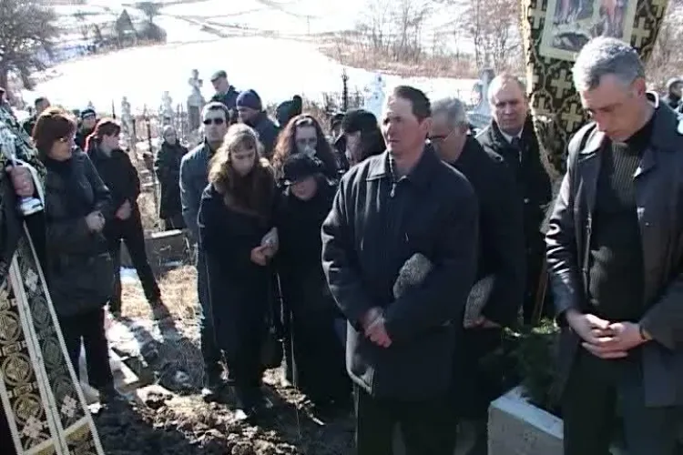 Flavius, al doilea copil inecat in Tarnita, inmormantat in Berindu! Vezi ce spun rudele despre tatal criminal VIDEO