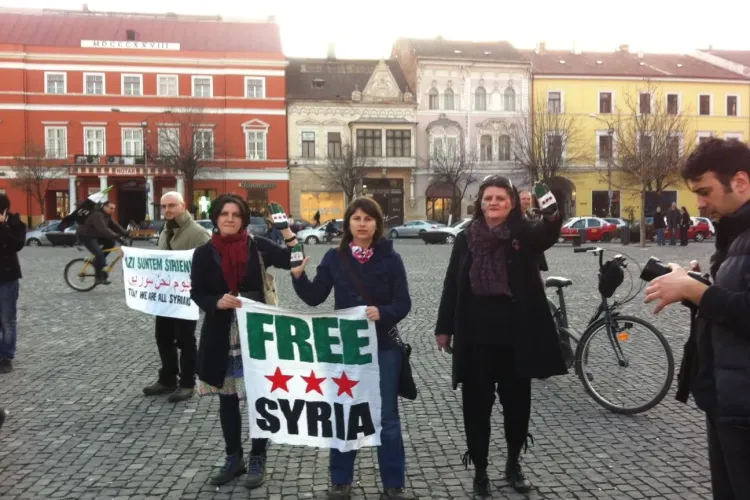 Clujenii au protestat impotriva atrocitatilor din Siria FOTO