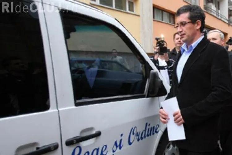 Deputatul Virgil Pop, retinut la Hotelul Bucuresti