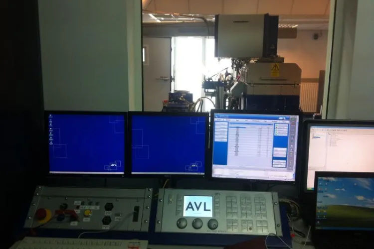 Universitatea Tehnica Cluj-Napoca testeaza o "reteta" de biocombustibil intr-un laborator nou, de 2 milioane de euro