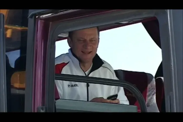 Otelul a ajuns la Cluj pentru meciul cu CFR! Dorinel Munteanu e in silenzio stampa VIDEO