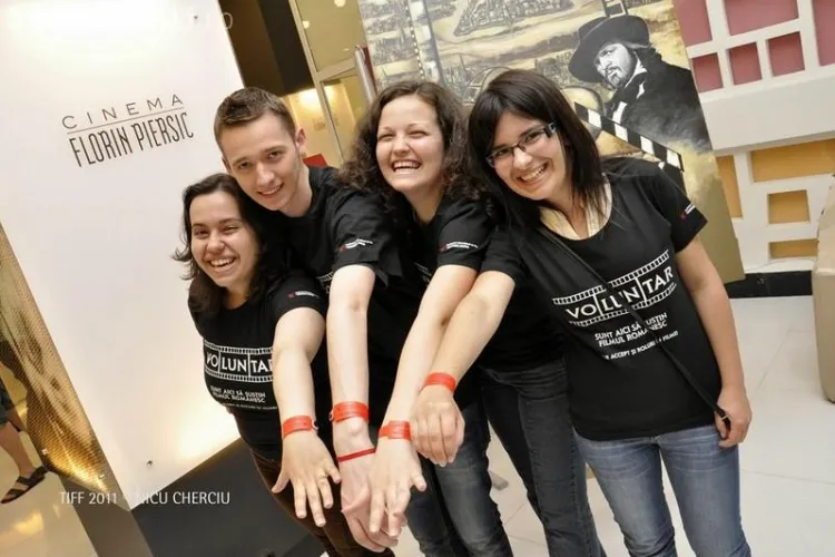 TIFF cauta voluntari!
