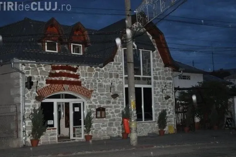 Scandal cu sticle sparte la un local din Dej