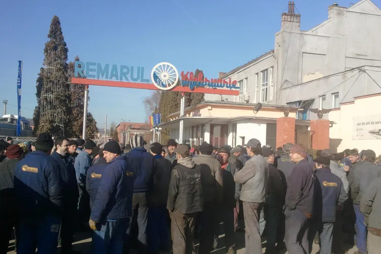 Greva la Remarul 16 Februarie! Angajatii sunt nemultumiti si cer DEMISIA conducerii UPDATE