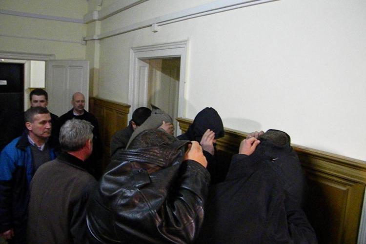 Politistii clujeni din dosarul "MITA la RADAR" au fost ELIBERATI de judecatorii de la Tribunalul Cluj