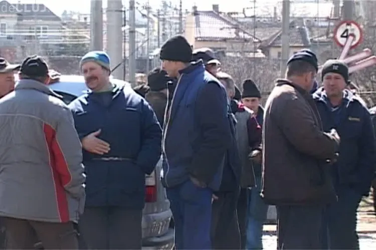 Greva si "teapa" la Remarul 16 Februarie! Angajatii au primit 50% din salariu si minciuni de la conducere