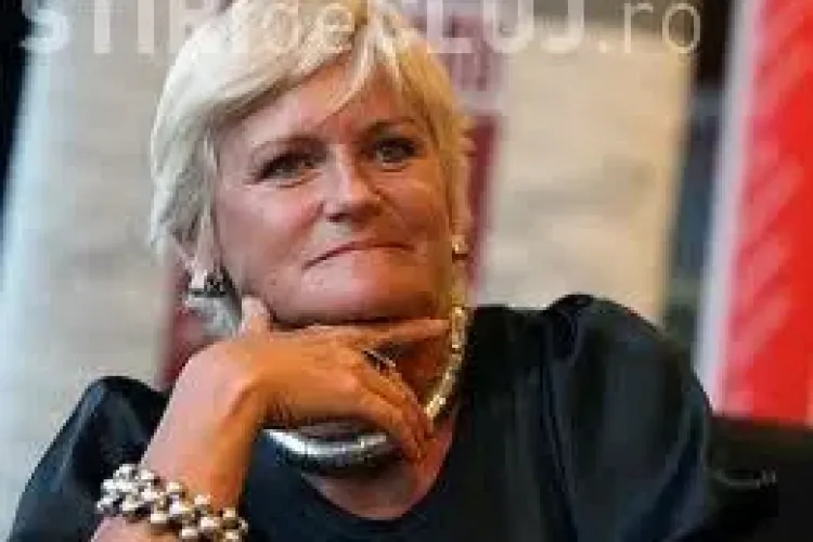 Monica Tatoiu se intalneste cu studentii clujeni