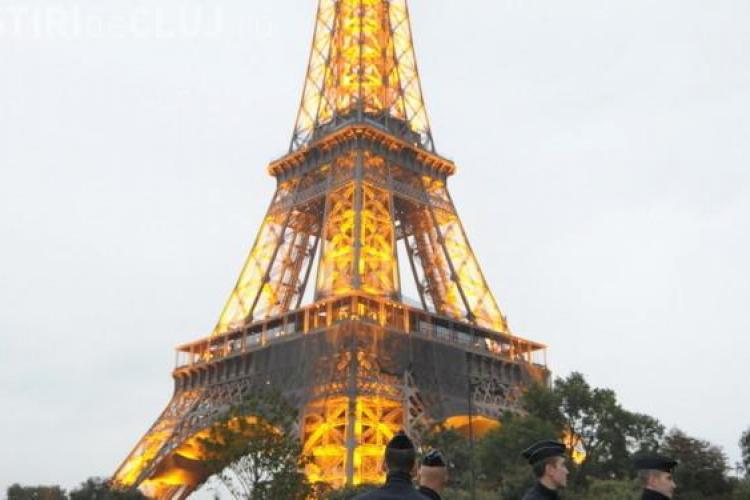 Un ascensor al Turnului Eiffel s-a prabusit in gol 