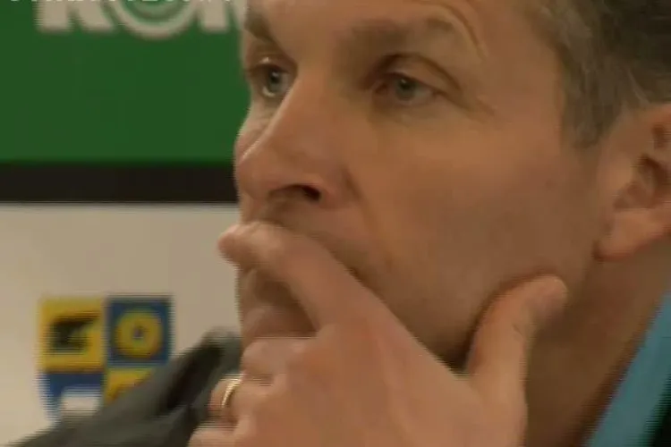 Sabau ironizeaza Cluj Arena: Am relatii in Olanda. Le pot face rost de samanta de iarba VIDEO