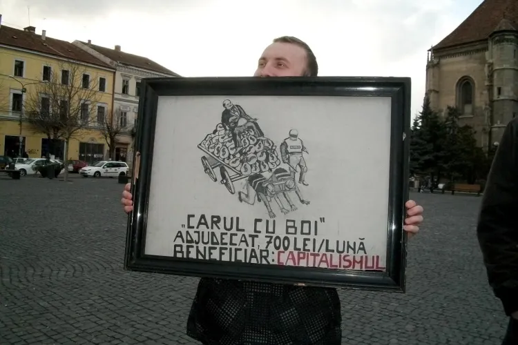 15 clujeni au protestat in Piata Unirii impotriva ACTA FOTO