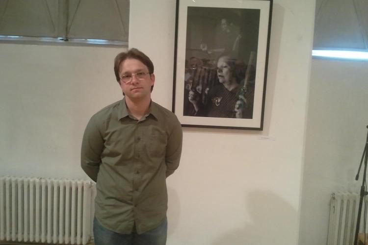 Raul Stef, fotograful ce lucreaza pentru cele mai mari publicatii din lume a expus Muzeul de Arta Cluj-Napoca FOTO