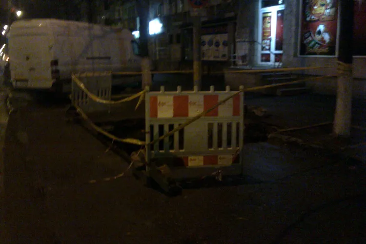 E-ON Gaz sparge Calea Floresti metru cu metru FOTO