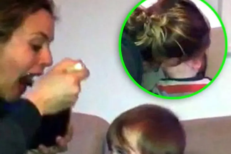 Vedeta care-si hraneste copilul cu gura, la fel ca pasarile VIDEO 