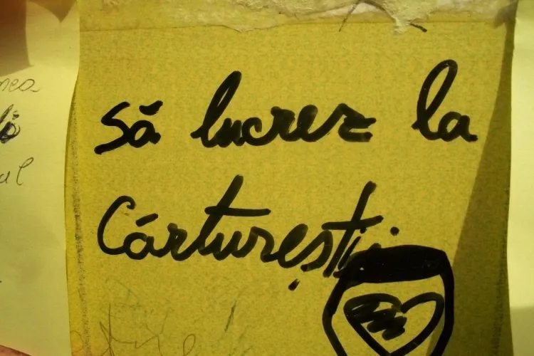 Ce-si doresc clujenii! Mesaje scrise pe post-it-uri in centrul orasului FOTO