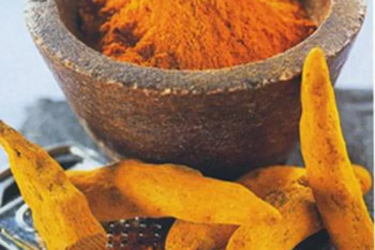 Turmericul, secretul frumusetii femeilor din India