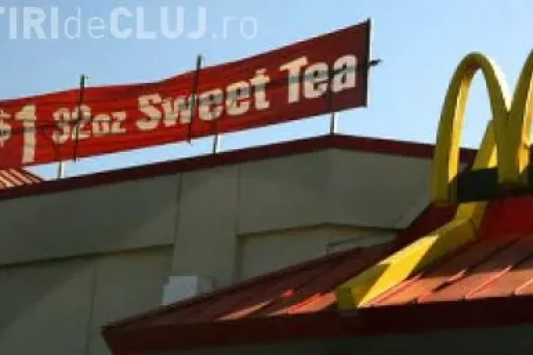 Angajat McDonald's, arestat pentru ca a scuipat in bauturile clientilor