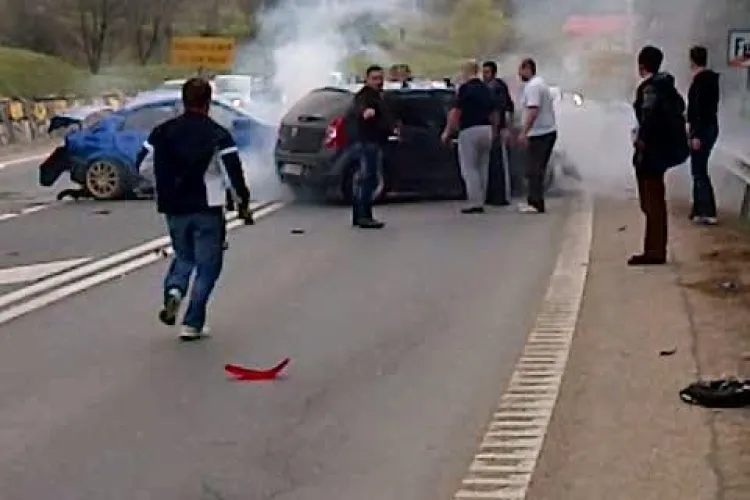 Accident pe Feleac. Mai multe persoane sunt ranite VIDEO