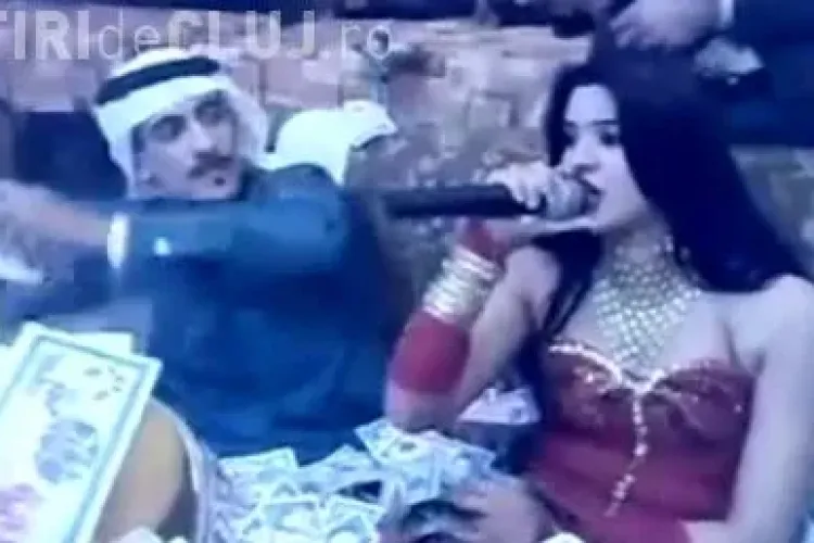 Un print arab ingroapa in bani o cantareata: "Aici se duc toti banii pe care ii dati pe benzina"  VIDEO