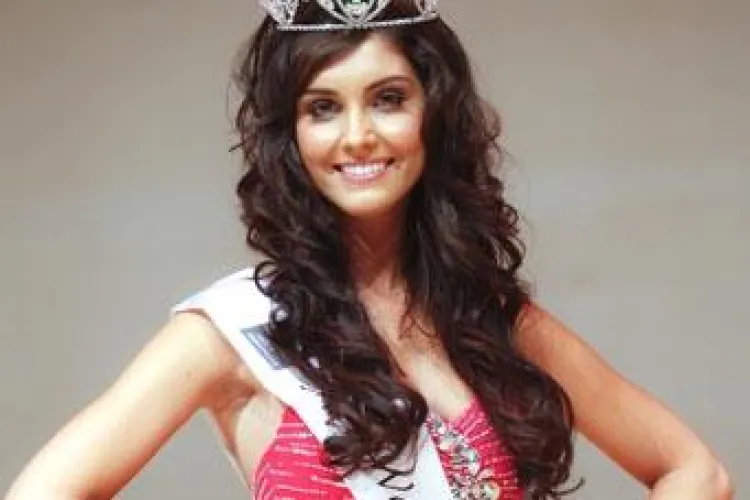 Vezi cum arata sosia ducesei de Cambridge, Kate Middleton, care va concura la Miss World