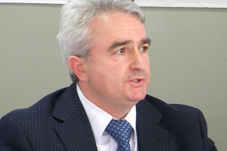 ACI vrea sa termine Sala Polivalenta si nu e deranjata de "bubele" pe care le are, desi le-a contestat in instanta! Pretul: +50% 