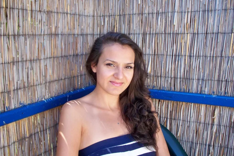 O studenta de la FSEGA lupta pentru viata! Georgiana Bara are nevoie de bani pentru tratament