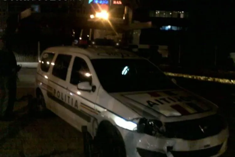 Accident pe strada Fabricii. O masina a Politiei a fost lovita FOTO si VIDEO