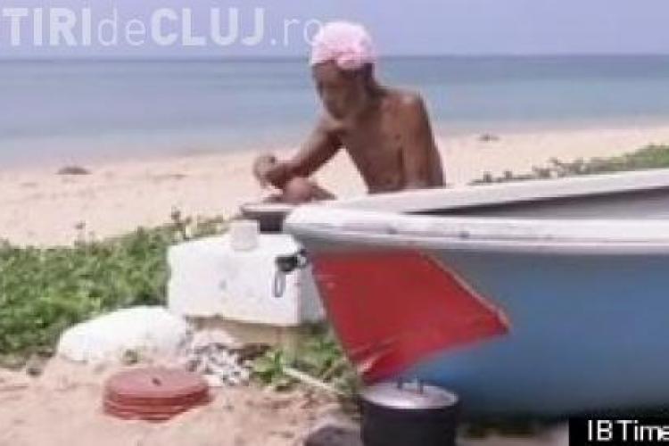 S-a mutat pe o insula unde a trait singur, si gol, timp de 20 de ani VIDEO