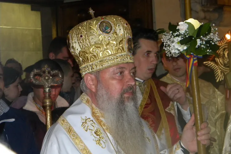 7.000 de credinciosi au fost de Inviere la Catedrala Mitropolitana din Cluj-Napoca! Vezi predica lui IPS Andrei VIDEO