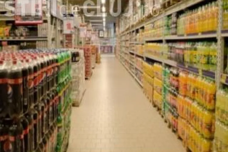 Supermarket cash & carry langa Aeroport, pe Traian Vuia 222