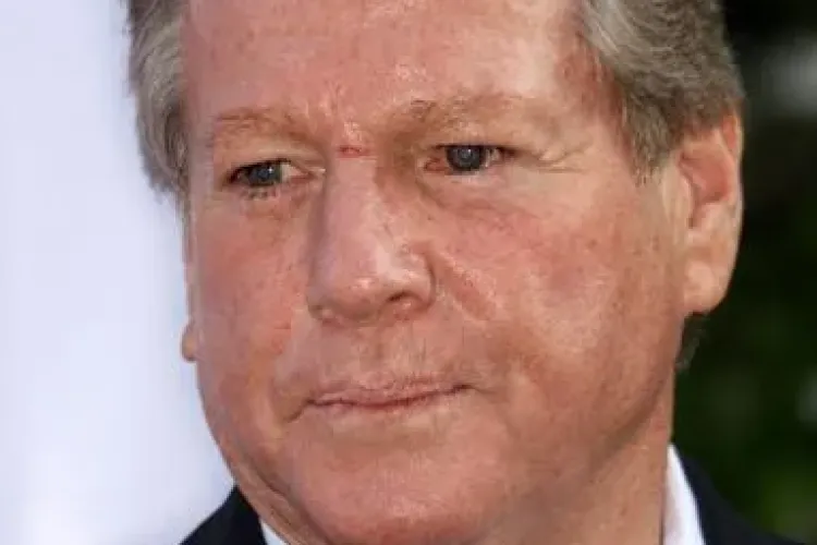 Actor diagnosticat cu cancer in stadiul patru