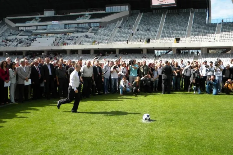 Emil Boc candideaza la Primaria Cluj-Napoca