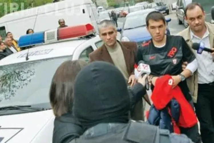 Fostii fotbalisti dinamovisti, Margaritescu si Munteanu, condamnati la trei, respectiv cinci ani de inchisoare cu executare