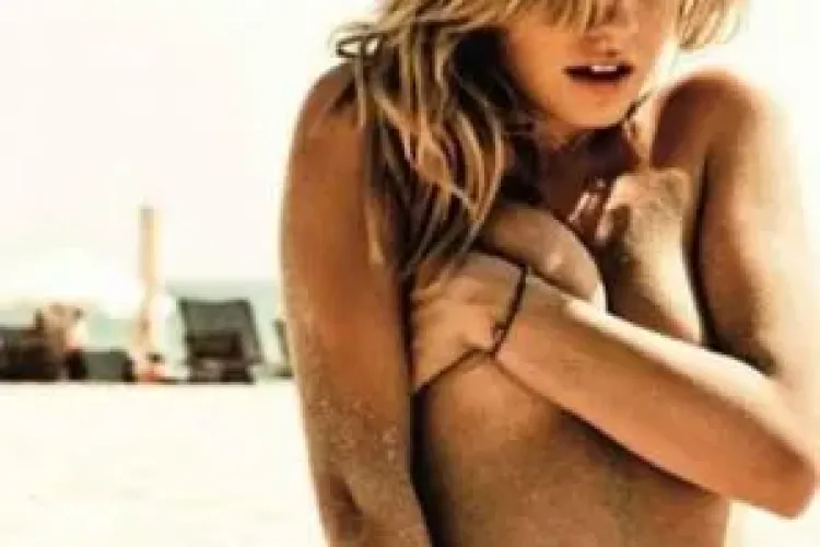 Alexandra Stan, in TOP 100 al celor mai sexy femei din lume FOTO