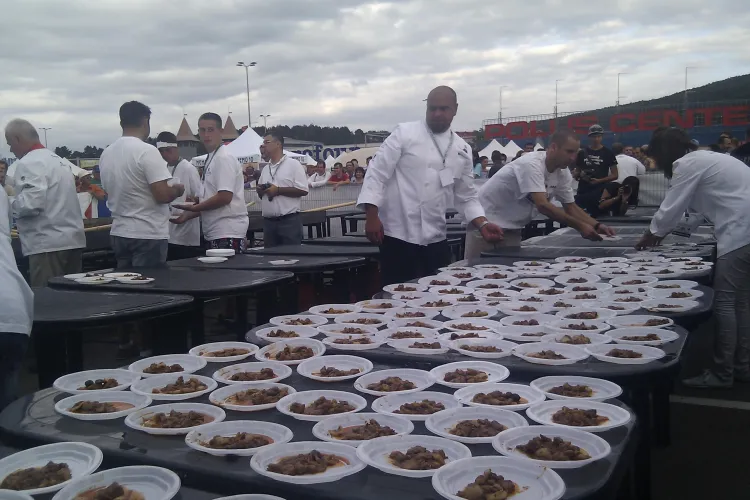 Festivalul Culinar International in aer liber, pe strada Potaissa din Cluj-Napoca