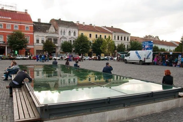 Concurs de tip "treasure hunt" maine in Piata Unirii