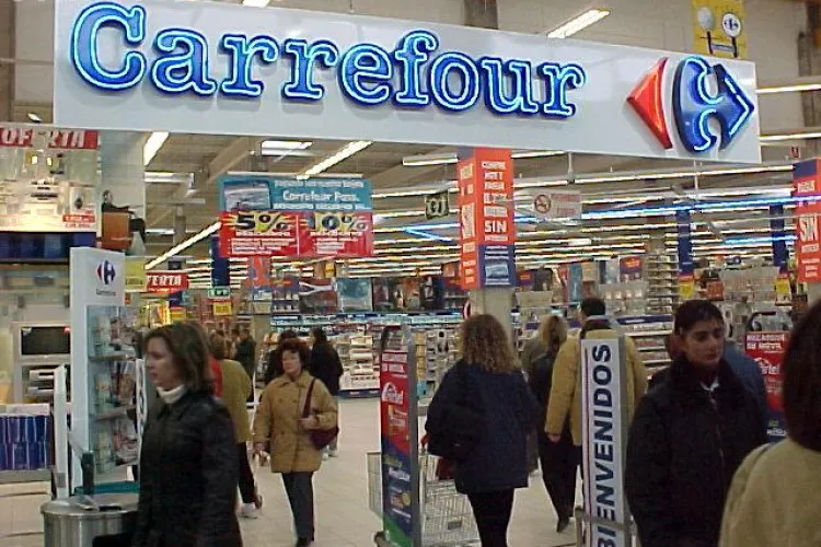 Carrefour ar putea parasi Romania