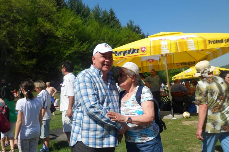 Politicienii clujeni in Faget de 1 Mai FOTO / VIDEO