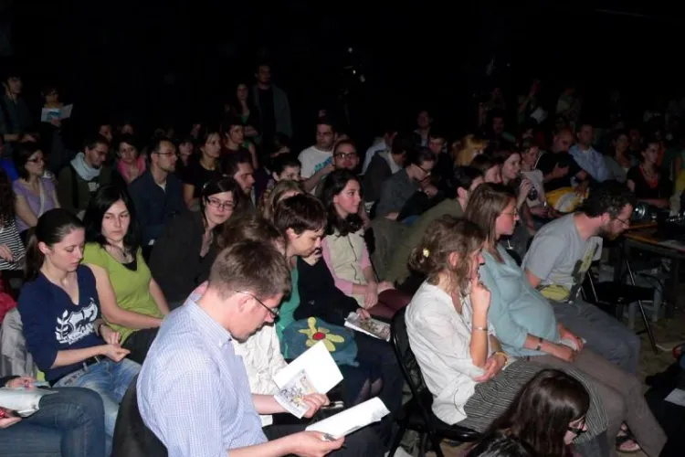 Festivalul de foarte scurt metraj Tres Courts 2012 incepe la Cluj-Napoca in 3 mai! Vezi detalii si program