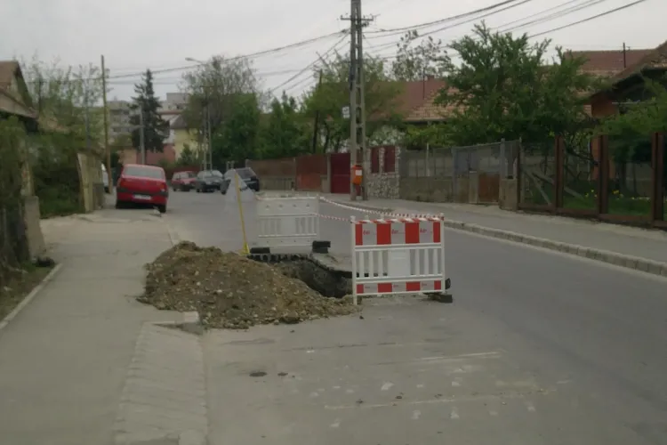 INEVITABILUL s-a produs! E-ON Gaz a spart o strada de trei ori in acelasi loc