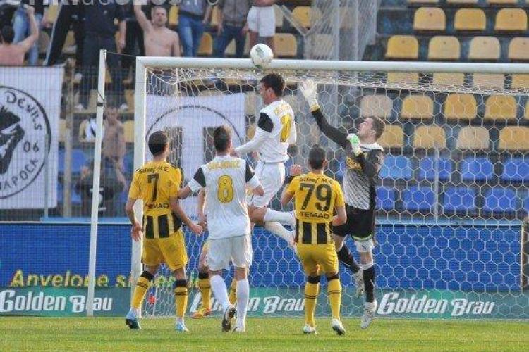 Brasov - U Cluj 1-1! REZUMAT VIDEO - Niculescu este neinvins, dar pierde doua puncte mari