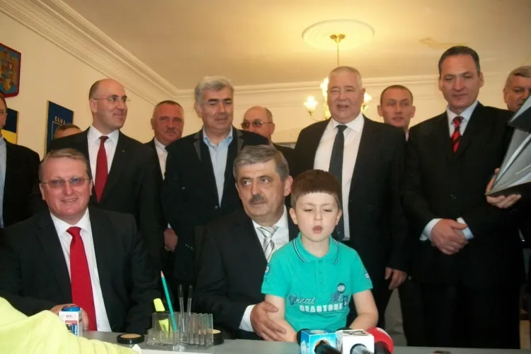 Candidatul USL la CJ Cluj, Horea Uioreanu, a intrat in lupta pentru sefia CJ Cluj  VIDEO