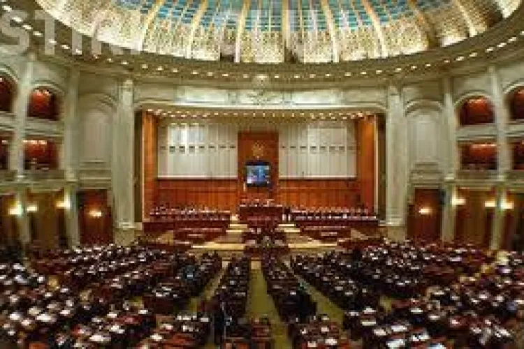 Vezi ce spun politicienii Clujului despre caderea Guvernului Ungureanu!