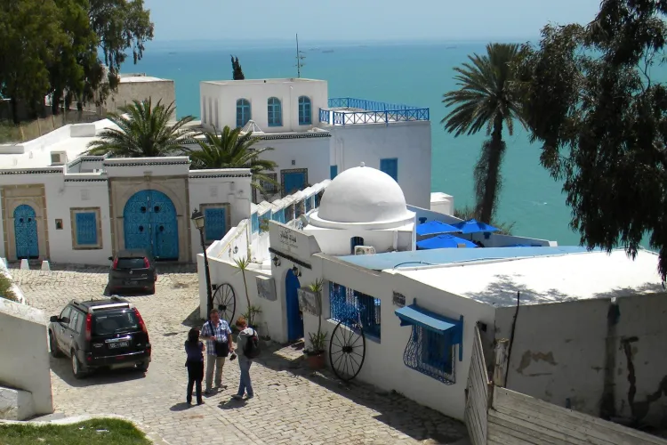 Tunis, orasul care topeste in mare o istorie de mii de ani! La pas prin Cartagina si Sidi Bou Said, destinatii de vis FOTO