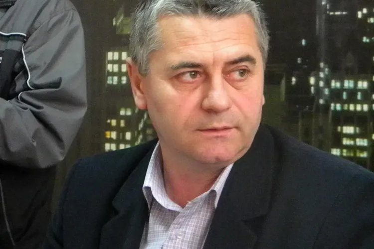 Mircia Giurgiu vrea ca Primaria Cluj-Napoca sa construiasca doua fabrici de procesare a laptelui si carnii, dar si un depozit de legume