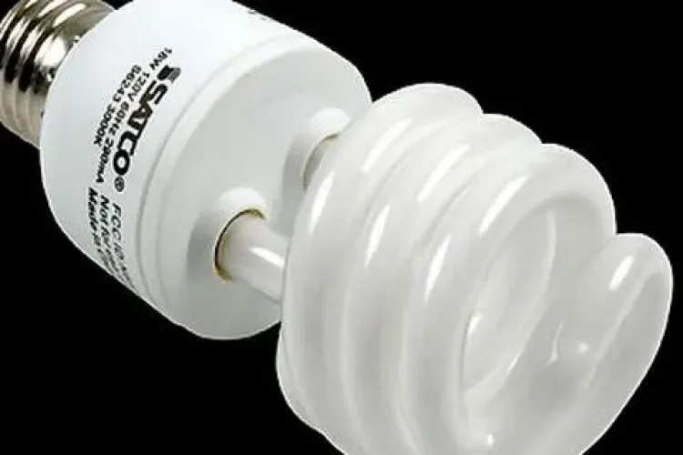 Experiment! Vezi cat sunt de periculoase becurile economice cu mercur