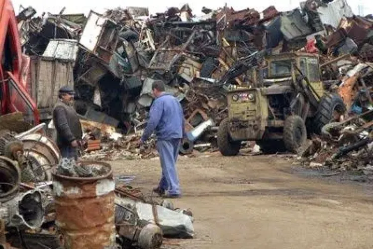 A furat 300 de kg de fier vechi